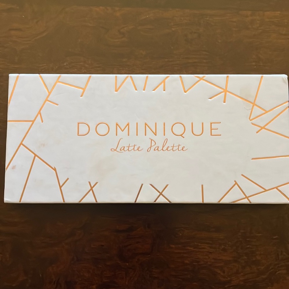 Latte palette 10 pan eyeshadow palette. Dominique Cosmetics. Used